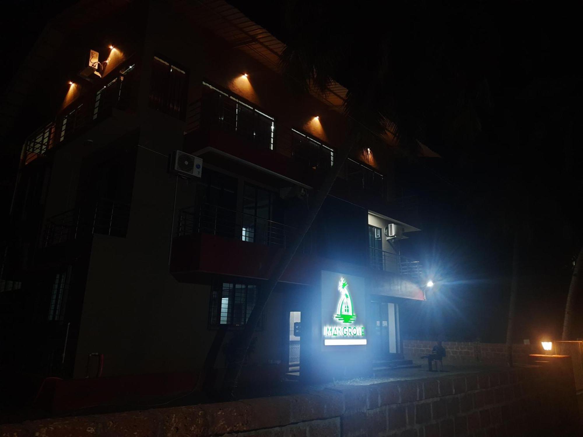 The Mangrove Hotel Achra Kültér fotó